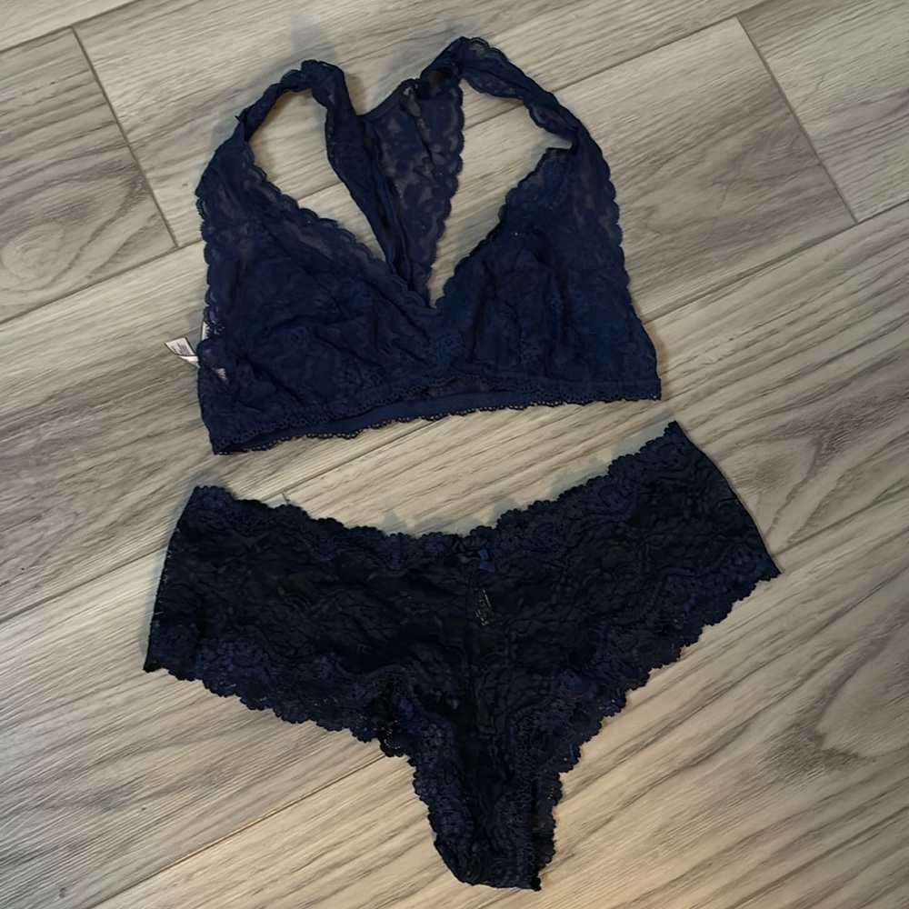 Victorias Secret Navy Blue Lace Set